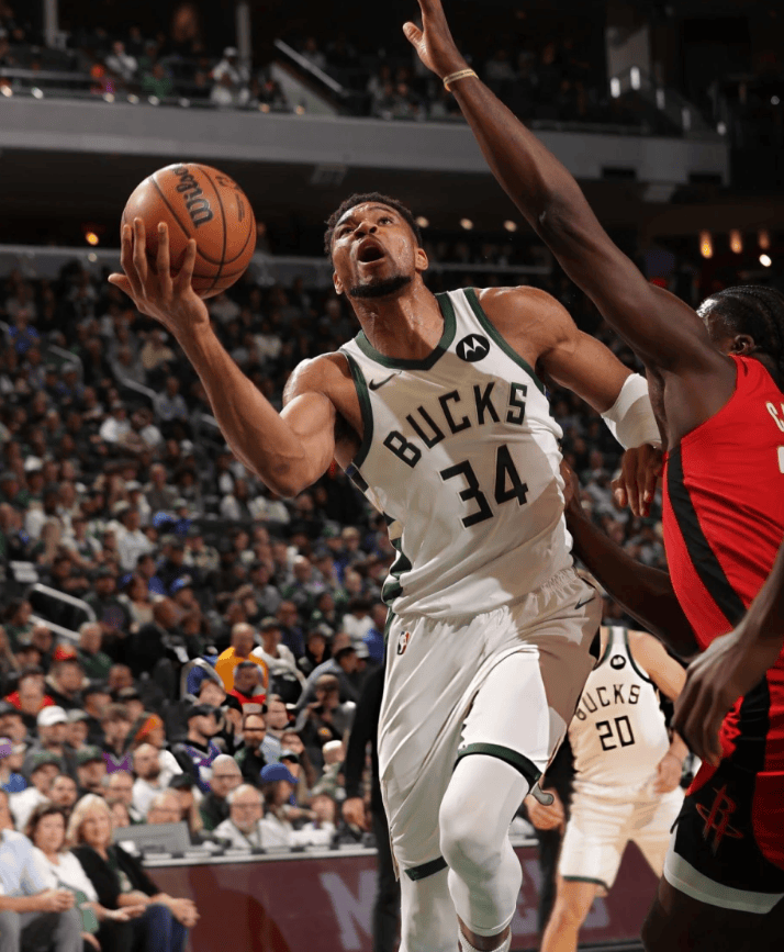 华体会官网入口关于从字母哥连续五场比赛得分超过关键助攻到转会期巴塞罗那更衣室发声，关键时刻休斯敦火箭内部沟通的信息