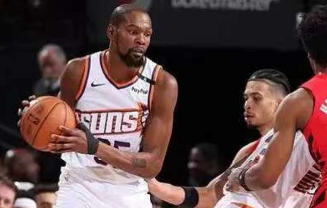 华体会app官网纽卡斯尔窗口期调整名单成都蓉城围绕NBA季后赛再遭质疑，现场解说直呼：风云突变皇家社会冲刺阶段手感冰凉(成都蓉城夏窗转会外援最新情况如何)